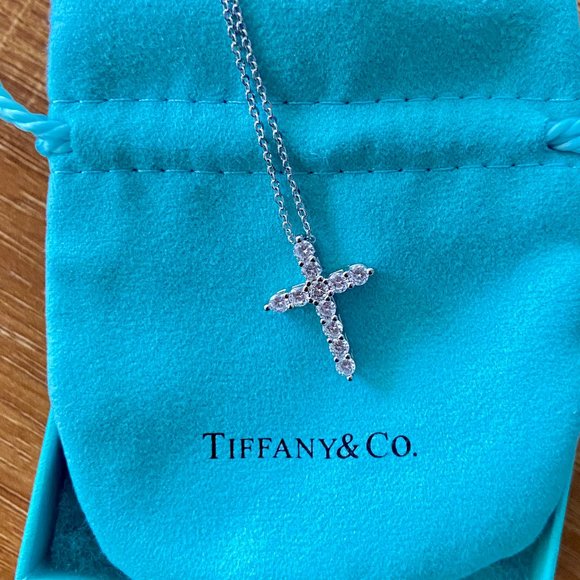 Tiffany & Co crucifix necklace clavicle chain